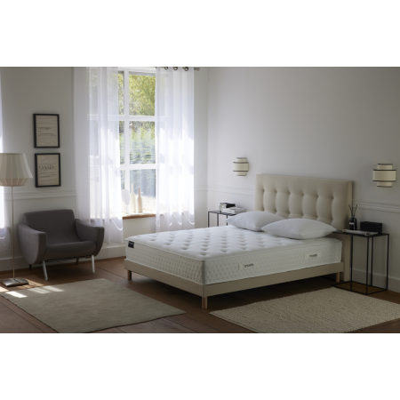Ensemble matelas HOTEL CONFORT HYBRIDE, sommier lattes fixes, tête de lit capitonnée beige