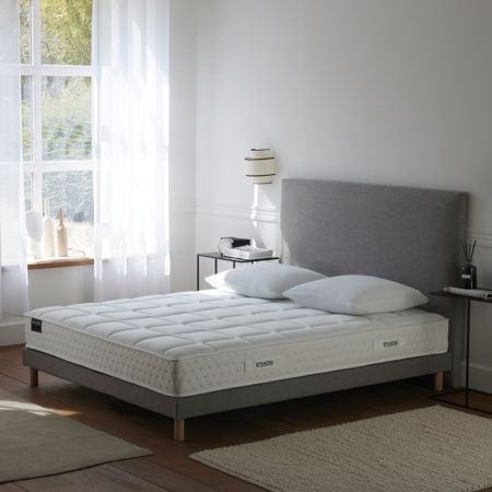 Matelas HOTEL CONFORT, mousse HD SUPRAFORM®, ressorts TUDOR®, 22 cm