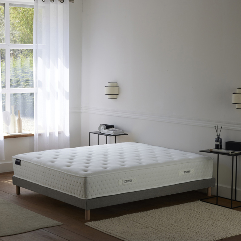 Ensemble matelas hybride & sommier gris – STYLHOTEL