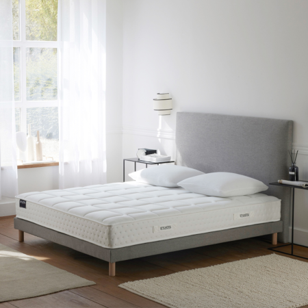 Matelas HOTEL CONFORT, mousse HD SUPRAFORM®, ressorts TUDOR®, 22 cm