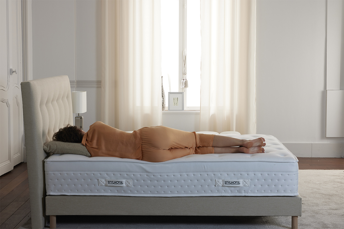 Qu’est-ce qu’un matelas hôtelier ? Découvrez le secret du confort haut de gamme